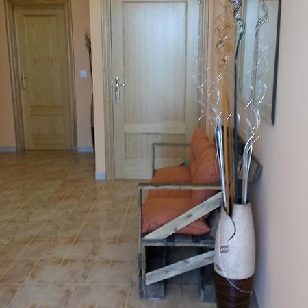 Hostal Virgen Del Pilar Баса Екстериор снимка