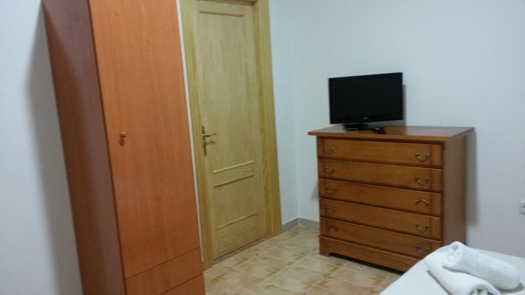 Hostal Virgen Del Pilar Баса Стая снимка