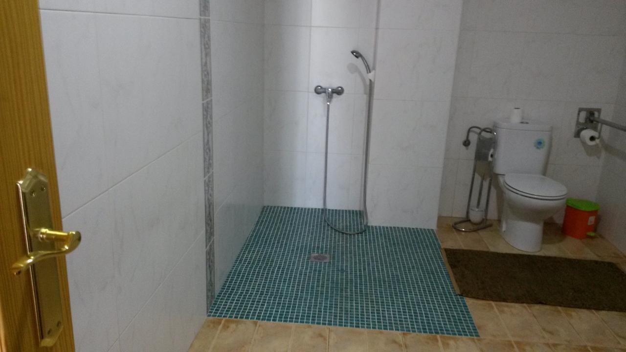 Hostal Virgen Del Pilar Баса Екстериор снимка
